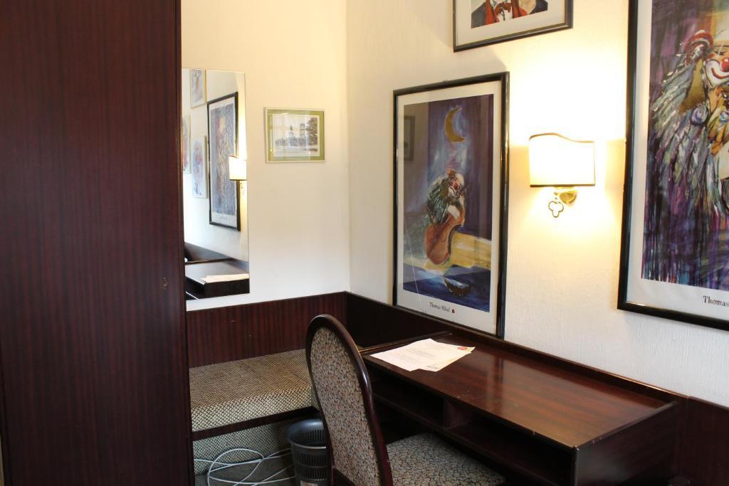 Hotel Marilyn Koblenz  Phòng bức ảnh